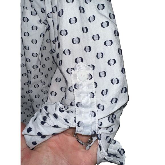 Foxcroft Women’s Button up shirt Roll tab sleeve white w raised dots Sz 12 - Picture 4 of 8
